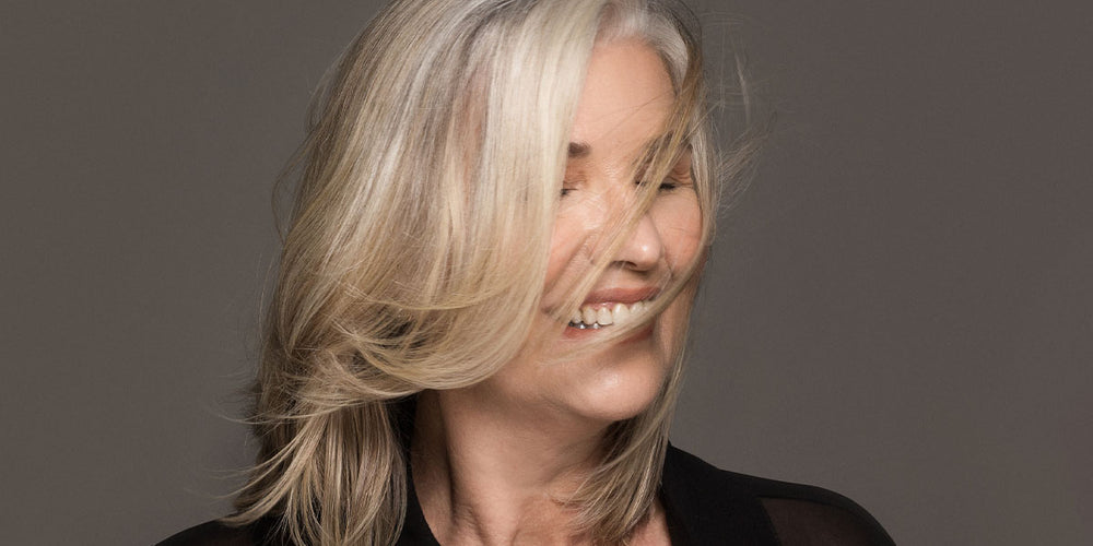 articles/BNY_blog_Stop-Hair-Falling-Out.jpg