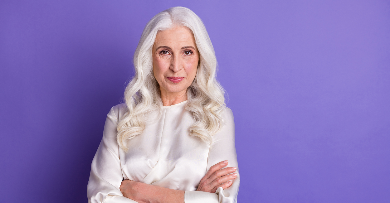 Can a Hair Mask Help Me To Manage Gray Hair Like the One of this Beautiful Shiny Long Gray Hair Woman?