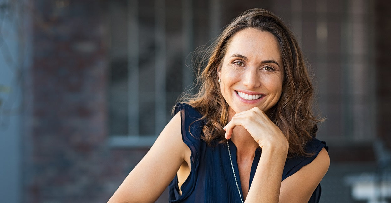 the side part is not only super-stylish but it’s one of the most universally flattering looks for women over 40